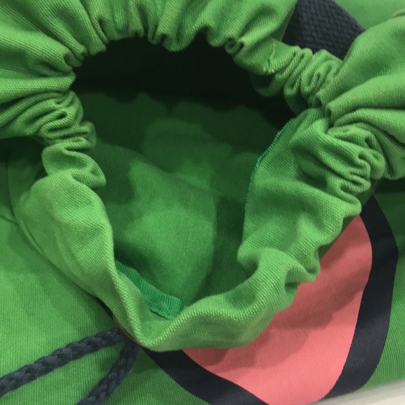 BACKPACK “ life is good “. ZIPPER ON BACK FOR SECURITY & a cinch cord at the top - Picture 4 of 5